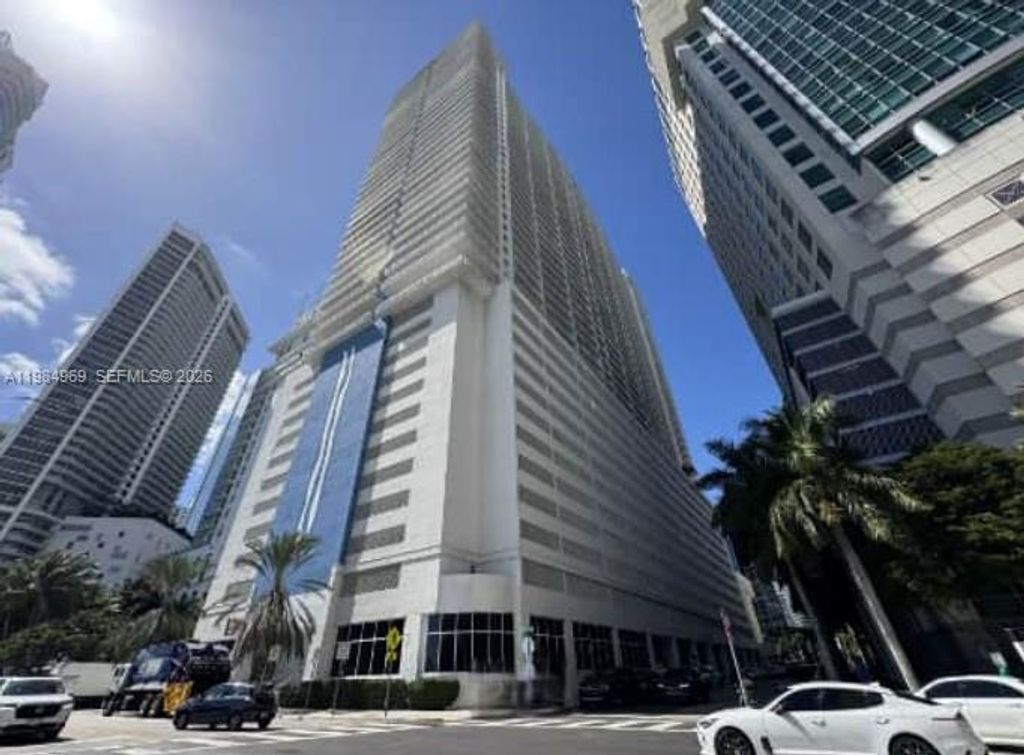 1200 Brickell Bay Dr 2618, Miami, FL 33131