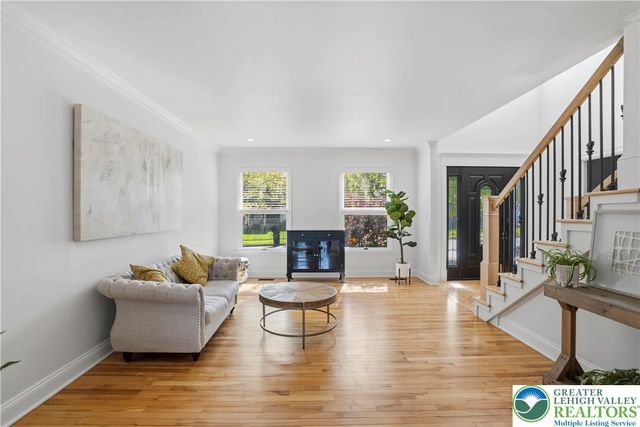 116 Mill Race Drive, Easton, PA 18045