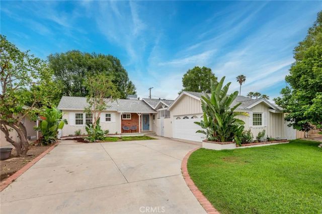 7038 Delco, Winnetka, CA 91306