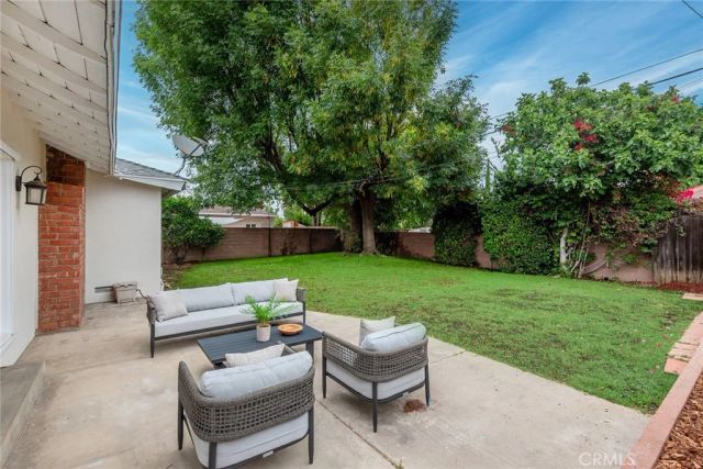7038 Delco, Winnetka, CA 91306