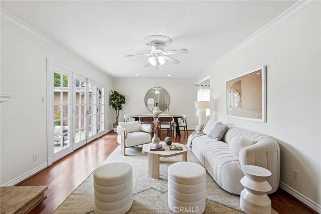 7038 Delco, Winnetka, CA 91306
