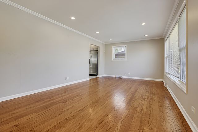 407 N West Avenue, Elmhurst, IL 60126