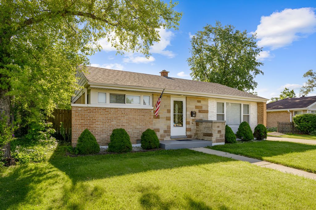 407 N West Avenue, Elmhurst, IL 60126