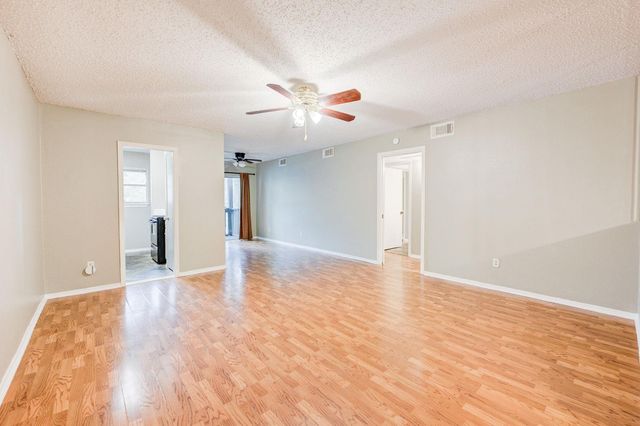 8229 Kingsbrook Road 229, Houston, TX 77024