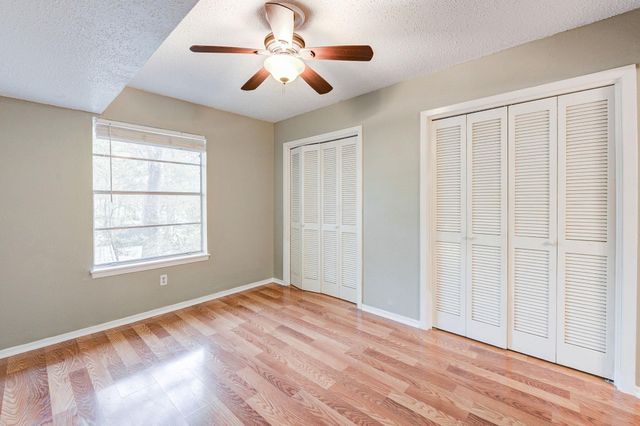8229 Kingsbrook Road 229, Houston, TX 77024