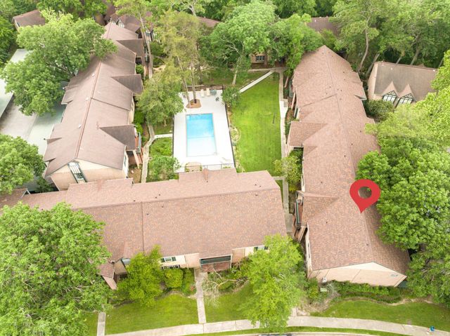8229 Kingsbrook Road 229, Houston, TX 77024