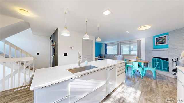 4109 S Evanston Circle B, Aurora, CO 80014