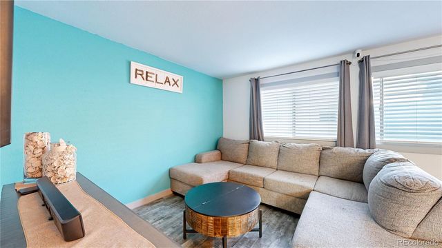 4109 S Evanston Circle B, Aurora, CO 80014