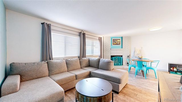 4109 S Evanston Circle B, Aurora, CO 80014