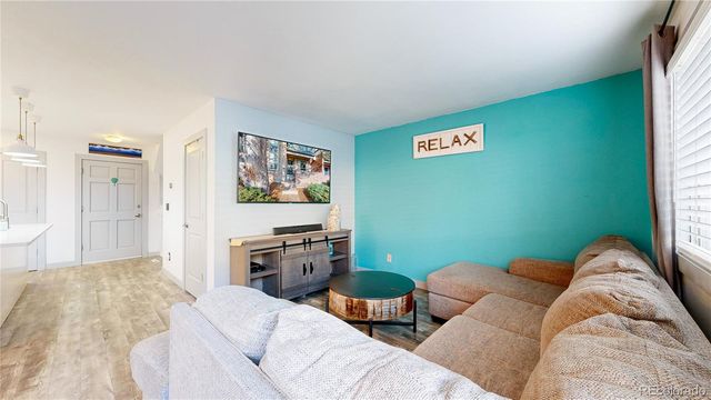 4109 S Evanston Circle B, Aurora, CO 80014