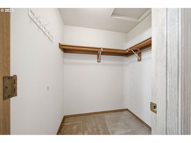 613 Sw 13TH St, Battle Ground, WA 98604