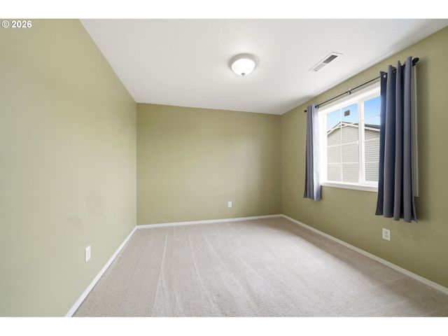 613 Sw 13TH St, Battle Ground, WA 98604