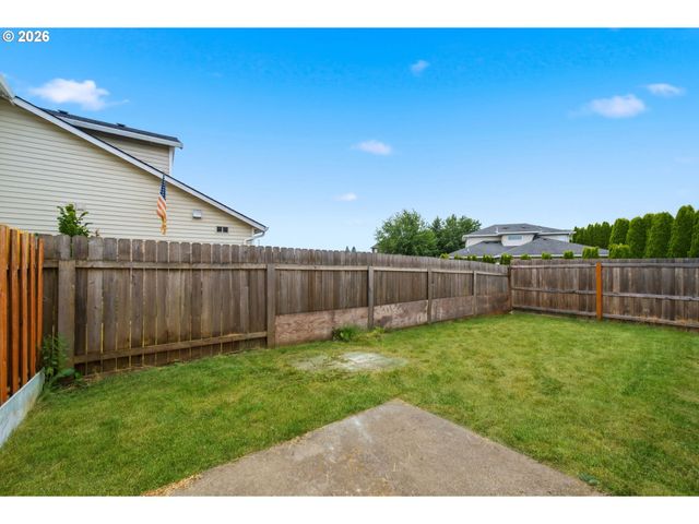 613 Sw 13TH St, Battle Ground, WA 98604