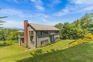 688 Glenbrook Road, Stowe, VT 05672