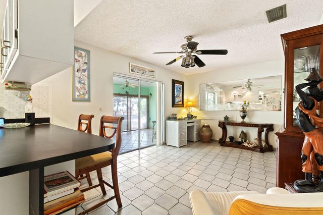 6241 SW 14th Street, Plantation, FL 33317