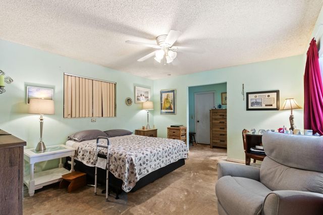 6241 SW 14th Street, Plantation, FL 33317