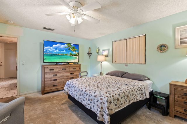 6241 SW 14th Street, Plantation, FL 33317