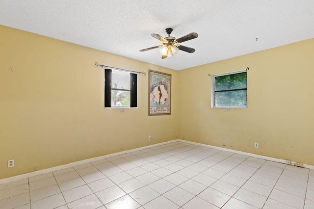 6241 SW 14th Street, Plantation, FL 33317