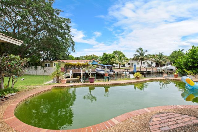 6241 SW 14th Street, Plantation, FL 33317
