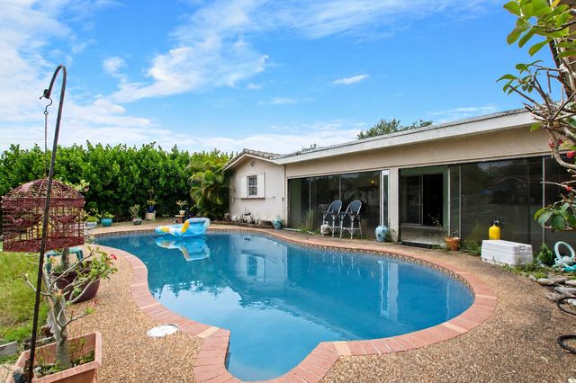 6241 SW 14th Street, Plantation, FL 33317
