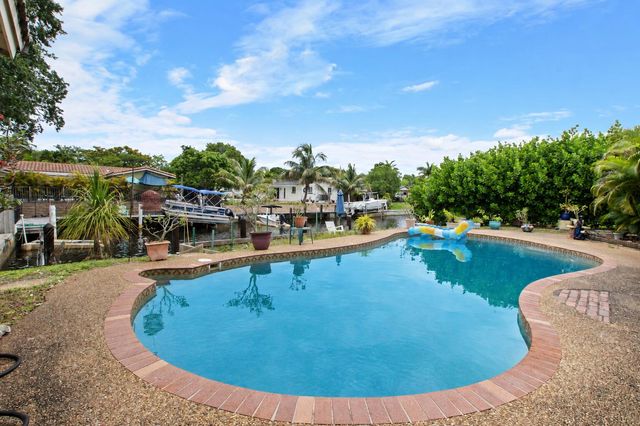 6241 SW 14th Street, Plantation, FL 33317