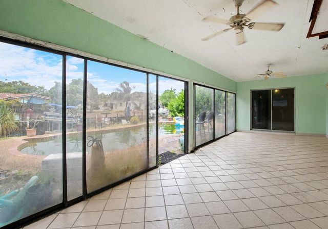 6241 SW 14th Street, Plantation, FL 33317