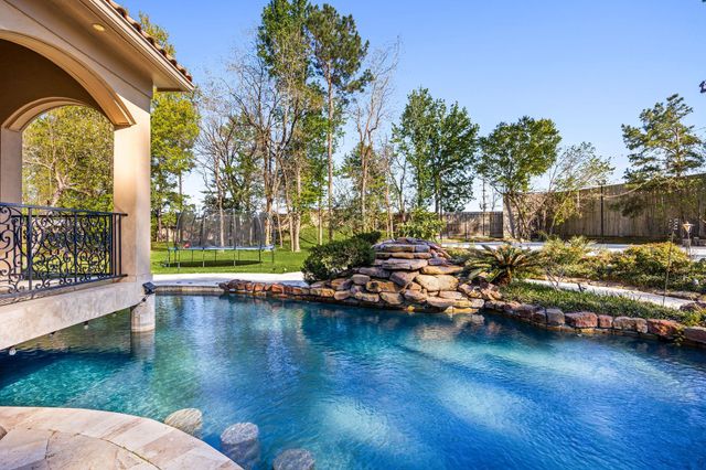 8503 Haven Trail, Tomball, TX 77375