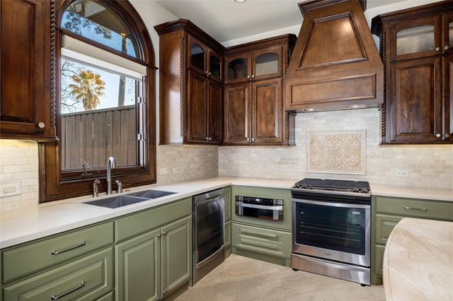 8503 Haven Trail, Tomball, TX 77375