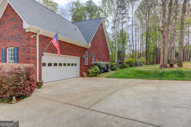 124 Dumar Lane, Hoschton, GA 30548