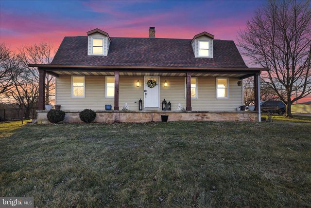 303 GATES RD, Hershey, PA 17033