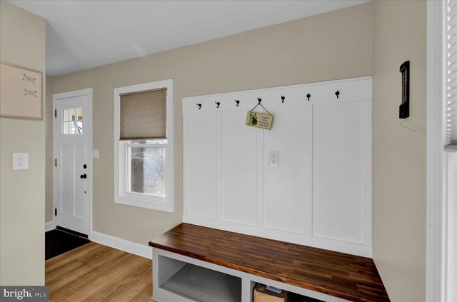 303 GATES RD, Hershey, PA 17033