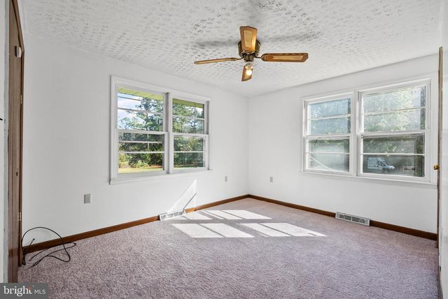 687 HIXBURG ROAD, Pamplin, VA 23958