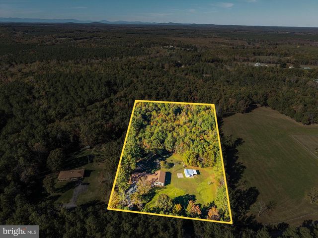 687 HIXBURG ROAD, Pamplin, VA 23958