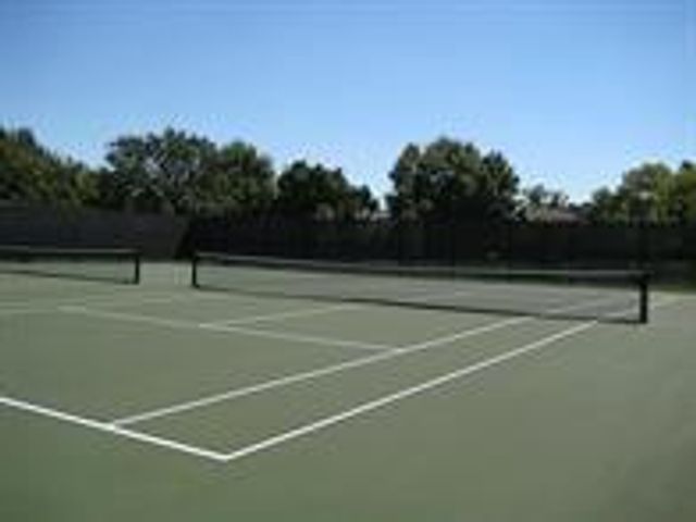 7622 Richmond Avenue, Houston, TX 77063