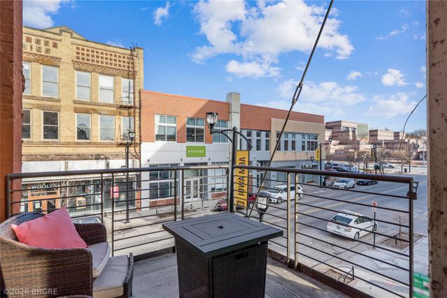 507 E Locust Street 210, Des Moines, IA 50309