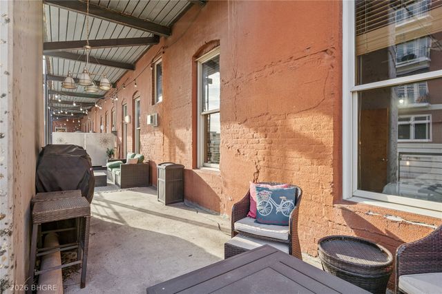 507 E Locust Street 210, Des Moines, IA 50309