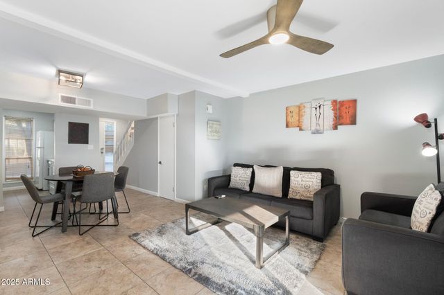 4026 N PARKWAY Avenue, Scottsdale, AZ 85251