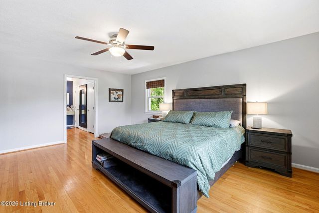 9805 Lanesboro Way, Louisville, KY 40242