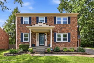 9805 Lanesboro Way, Louisville, KY 40242