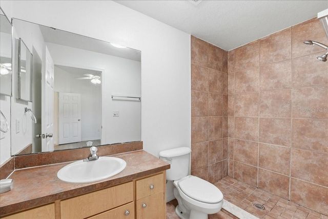 933 PECAN STREET, Oviedo, FL 32765