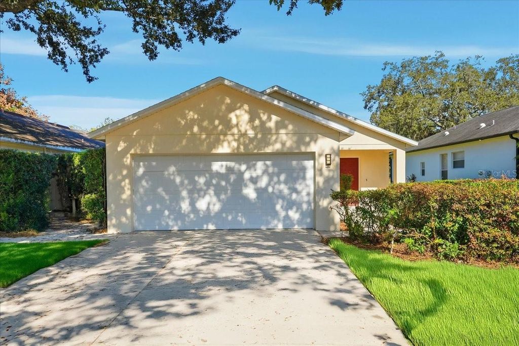 933 PECAN STREET, Oviedo, FL 32765