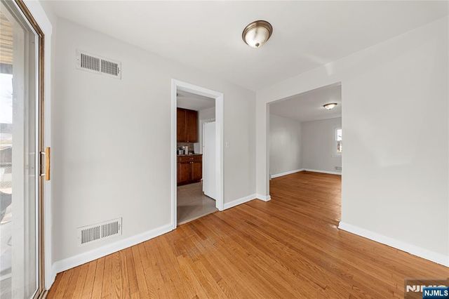 35 7th Avenue, Passaic, NJ 07055