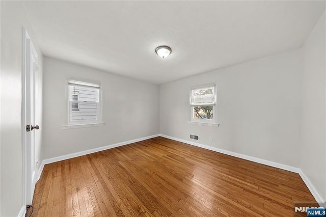 35 7th Avenue, Passaic, NJ 07055