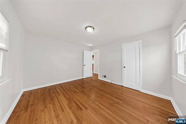 35 7th Avenue, Passaic, NJ 07055