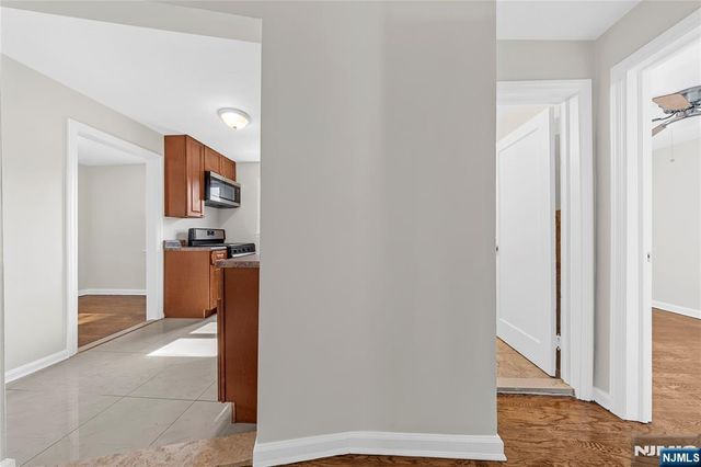 35 7th Avenue, Passaic, NJ 07055