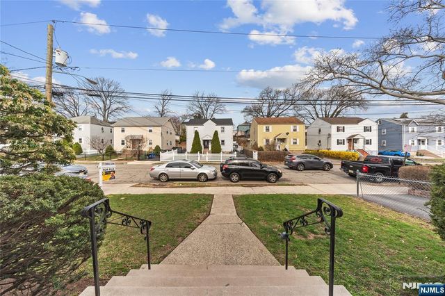 35 7th Avenue, Passaic, NJ 07055