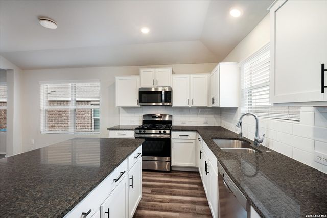 6139 AKIN PL, San Antonio, TX 78261