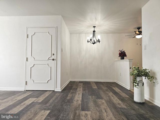 7125 LINDBERGH BLVD, Philadelphia, PA 19153