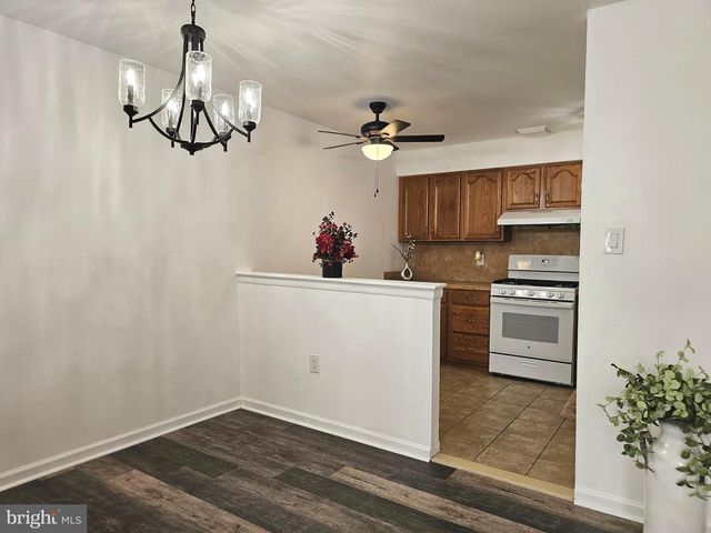 7125 LINDBERGH BLVD, Philadelphia, PA 19153