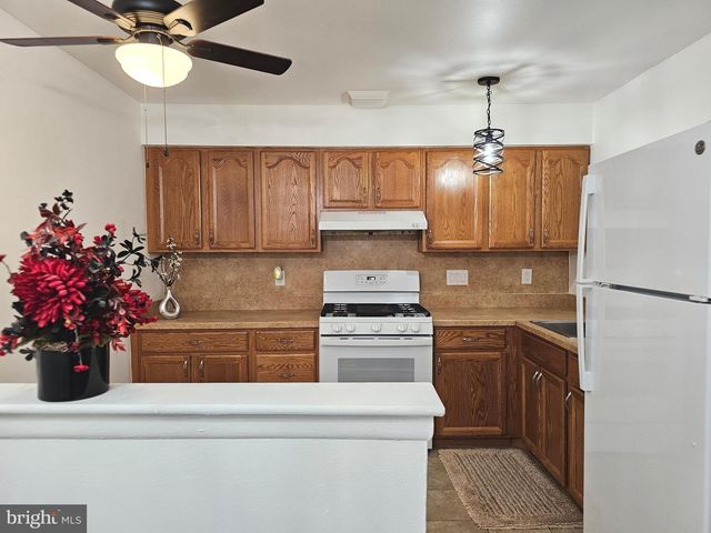 7125 LINDBERGH BLVD, Philadelphia, PA 19153